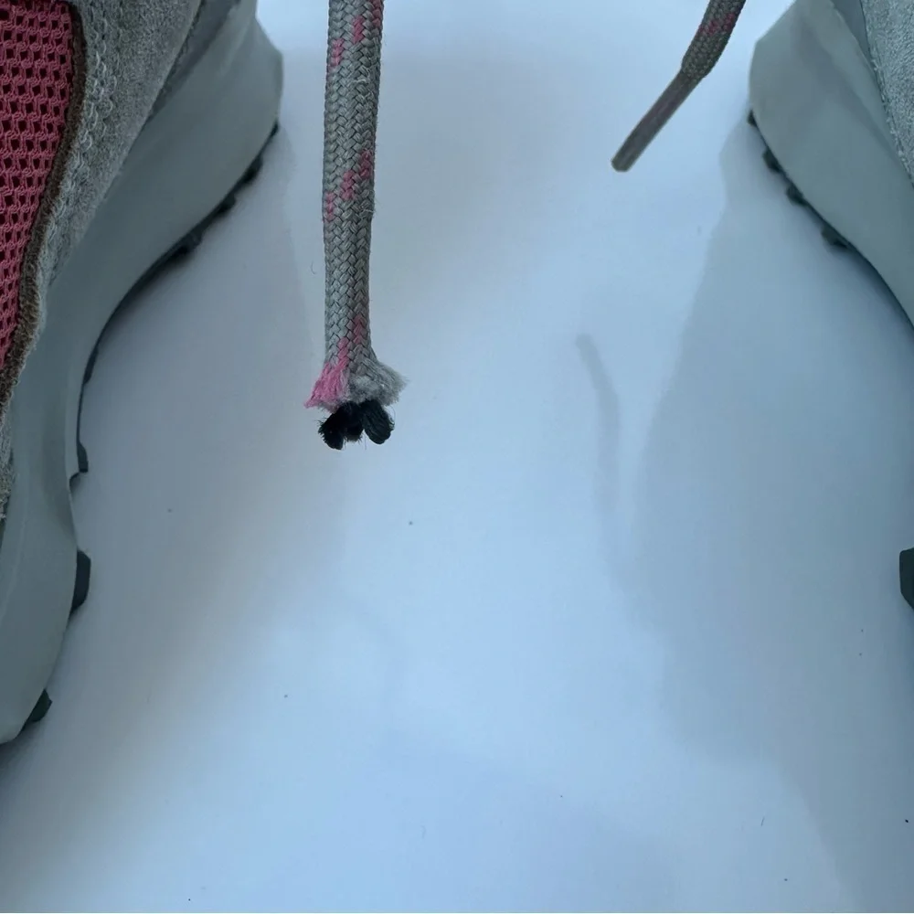 The North Face girls used